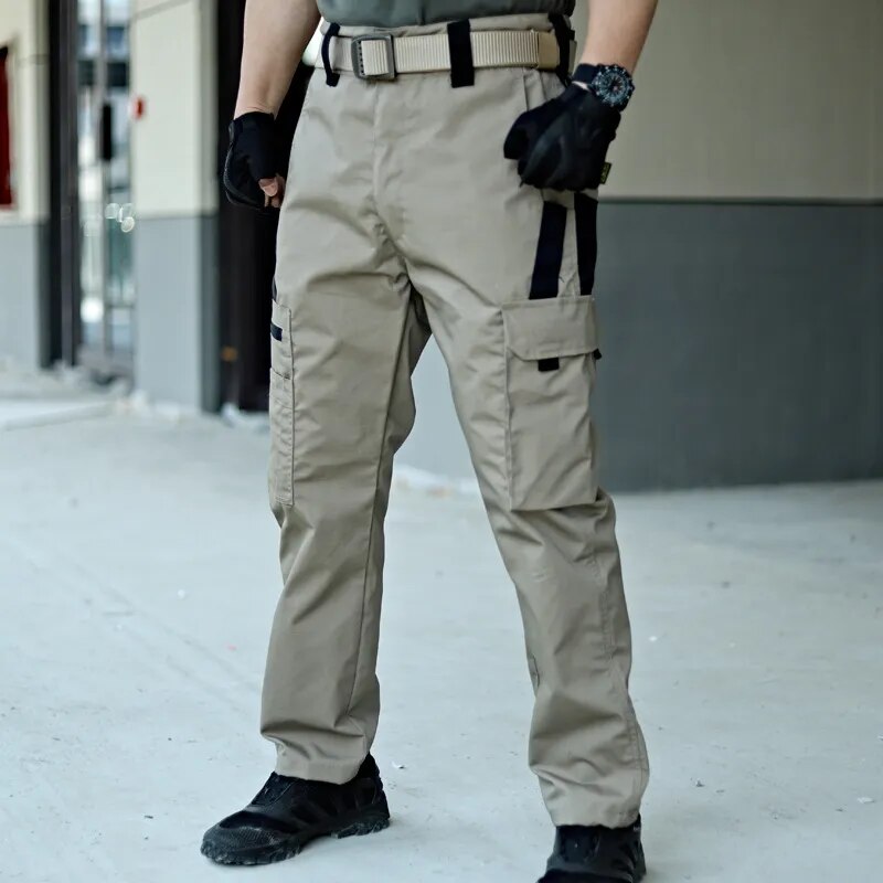 Water-Resistant Cargo Pants – Durable Outdoor Work Design